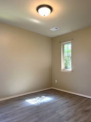 Charming 3-Bed Home with Pond Views & Modern Updates in Moore!