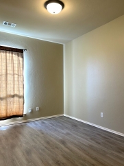 Charming 3-Bed Home with Pond Views & Modern Updates in Moore!