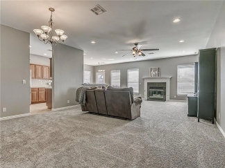 Spacious 3-Bedroom Gem with Backyard Bliss in Edmond!