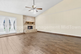 Charming 3-Bedroom Home Just Minutes from Lake Arlington