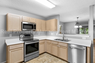 Charming 3-Bedroom Home in Arlington – Mansfield ISD
