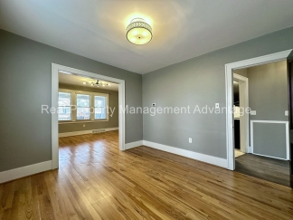 Renovated 2-Bedroom Near Downtown Ferndale!
