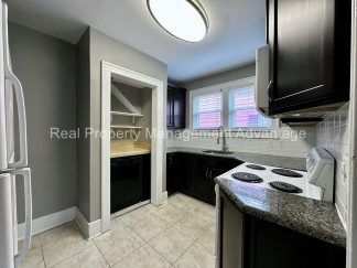 Renovated 2-Bedroom Near Downtown Ferndale!
