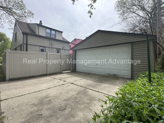 Renovated 2-Bedroom Near Downtown Ferndale!