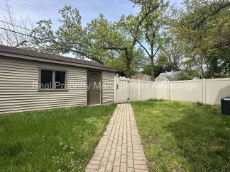 Renovated 2-Bedroom Near Downtown Ferndale!
