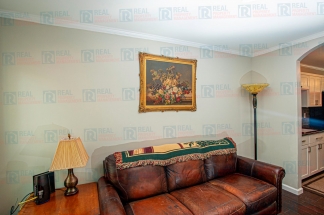 Midterm rental - Cozy Garden Fully Furnished Townhouse Close to Area Hospitals #1