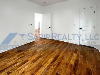 1273 Oakland Ter - Move in by June 15th and get a $100 Amazon Gift Card