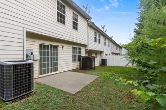 1726 Old Dogwood