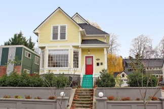 Historic Updated Home in Irvington 2 Bed 1 Ba Queen Anne Victorian
