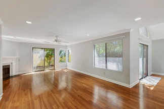 Prime Location Near Ravenel Bridge & Charleston Hotspots