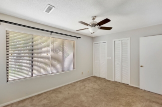 Prime Location Near Ravenel Bridge & Charleston Hotspots