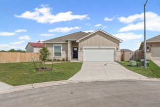 Modern Comfort Meets Style in Hartrick Ranch
