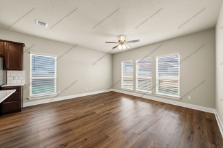 $500 OFF FIRST FULL MONTHS RENT