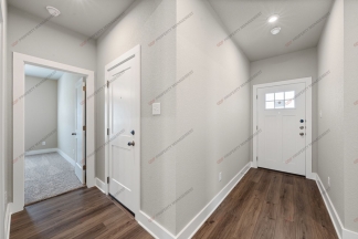 $500 OFF FIRST FULL MONTHS RENT