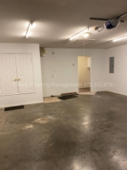 July Move In! Great house!! 3 bed 2 bath 2 car garage - Eastside Fort Smith