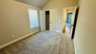 Your Dream Home Awaits – Stylish 4-Bedroom Oasis in Oklahoma City!