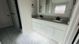 Your Dream Home Awaits – Stylish 4-Bedroom Oasis in Oklahoma City!