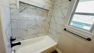 Your Dream Home Awaits – Stylish 4-Bedroom Oasis in Oklahoma City!