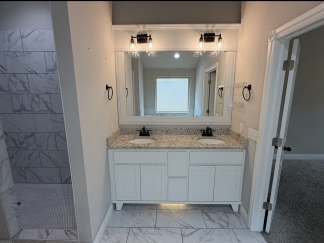 Available for Showing Now! ***SPECIAL 50% OFF 1ST FULL MONTH'S RENT***    Your Dream Home Awaits – Stylish 4-Bedroom Oasis in Oklahoma City!