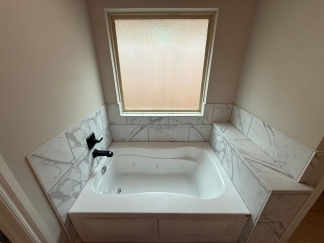 Available for Showing Now! ***SPECIAL 50% OFF 1ST FULL MONTH'S RENT***    Your Dream Home Awaits – Stylish 4-Bedroom Oasis in Oklahoma City!