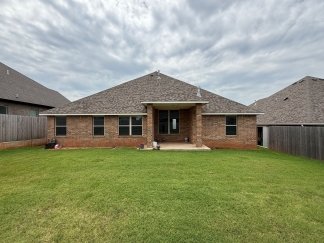 Available for Showing Now! ***SPECIAL 50% OFF 1ST FULL MONTH'S RENT***    Your Dream Home Awaits – Stylish 4-Bedroom Oasis in Oklahoma City!