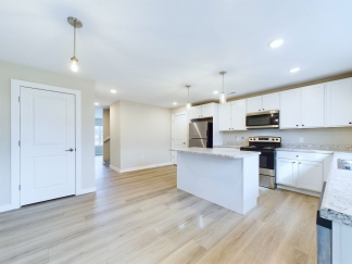 Stunning Newly Built 2 BR 2.5 BA Townhome in Beautiful Yorktown
