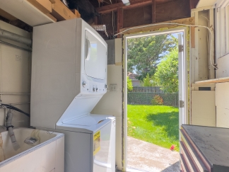 Charming Detached ADU with Private Yard & Patio