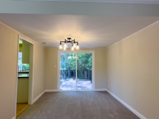 Spacious 5-Bedroom Saratoga Retreat with Finished Basement & Large Yard