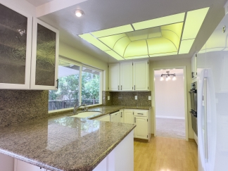 Spacious 5-Bedroom Saratoga Retreat with Finished Basement & Large Yard