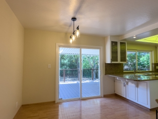 Spacious 5-Bedroom Saratoga Retreat with Finished Basement & Large Yard