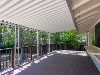 Spacious 5-Bedroom Saratoga Retreat with Finished Basement & Large Yard