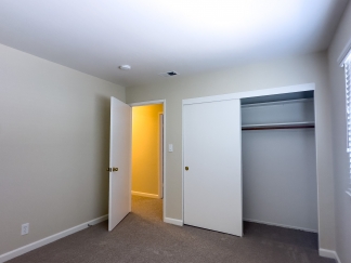 Spacious 5-Bedroom Saratoga Retreat with Finished Basement & Large Yard