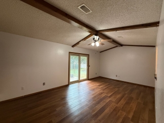 Available and Showing Now! 18-Month Lease Option!! ***SPECIAL $500 OFF 1ST FULL MONTH'S RENT ***  Welcome to this delightful 3-bedroom home nestled in the friendly community of Moore, OK!