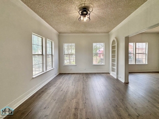 Cozy and Bright 3bedroom/1bath Vintage charmer in Beacon Hill, Close to Restaurants, Shopping, and Entertainment!