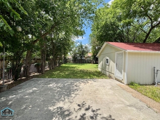 Cozy and Bright 3bedroom/1bath Vintage charmer in Beacon Hill, Close to Restaurants, Shopping, and Entertainment!
