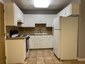 Newly renovated centrally located Duplex