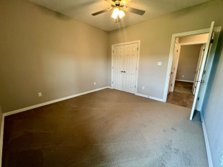 Beautiful 3 Bed/2 Bath Single Story Duplex in Chaffee Crossing! **Move In Special!**