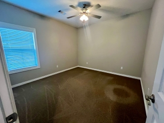 Beautiful 3 Bed/2 Bath Single Story Duplex in Chaffee Crossing! **Move In Special!**