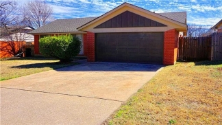 Spectacular Home with Major Appliances Included PLUS a Beautiful Yard Great for Entertaining!!!!