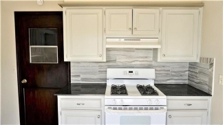 Spectacular Home with Major Appliances Included PLUS a Beautiful Yard Great for Entertaining!!!!