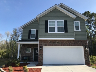 Upgraded 5BR Home in Tupelo with Pond Views