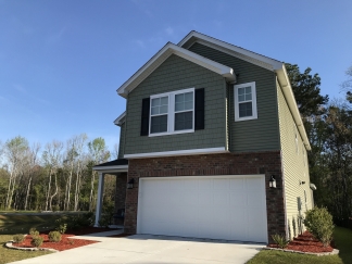 Upgraded 5BR Home in Tupelo with Pond Views