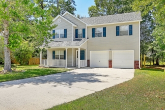 Gorgeous 2 story family home located in Bridges of Summerville!