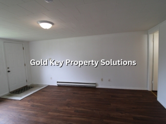 Adorable 1 Bed 1 Bath Home W/ Fenced in Back Yard (SECTION 8 APPROVED)
