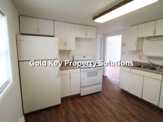 Adorable 1 Bed 1 Bath Home W/ Fenced in Back Yard (SECTION 8 APPROVED)
