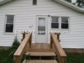 2 Bed 1 Bath Home W/ Bonus Room (SECTION 8 APPROVED)