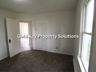 2 Bed 1 Bath Home W/ Bonus Room (SECTION 8 APPROVED)