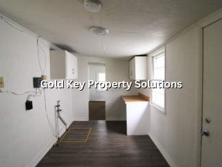 2 Bed 1 Bath Home W/ Bonus Room (SECTION 8 APPROVED)