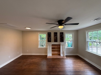 Freshly Renovated OKC Gem – Prime Location, Spacious Living!