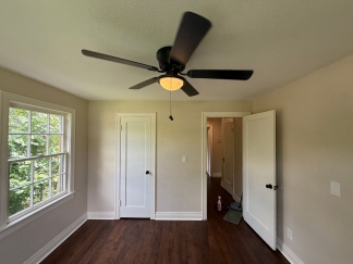 Freshly Renovated OKC Gem – Prime Location, Spacious Living!